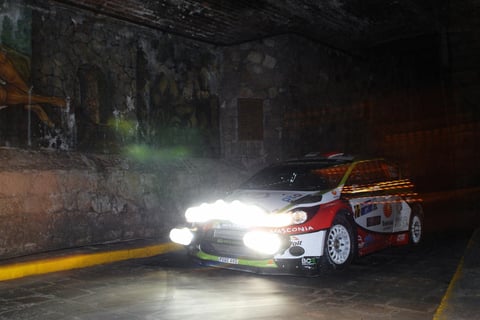 El mexicano Benito Guerra y Borja Rozada de M-Sport World Rally Team.