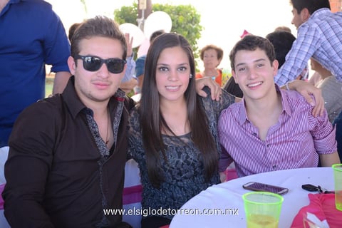 Julio, Malu y Shery.