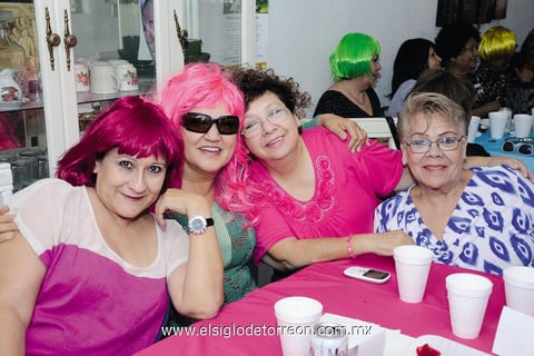 Tere, Martha y Rosy.