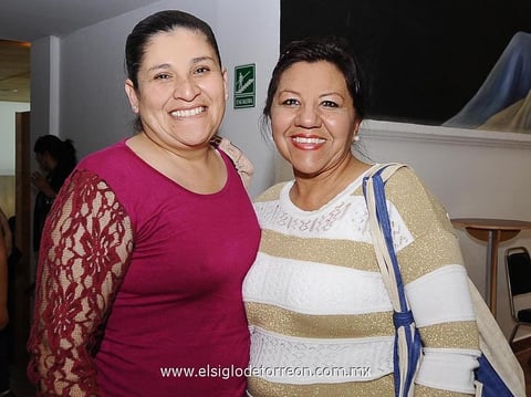 Patricia y Myrna.