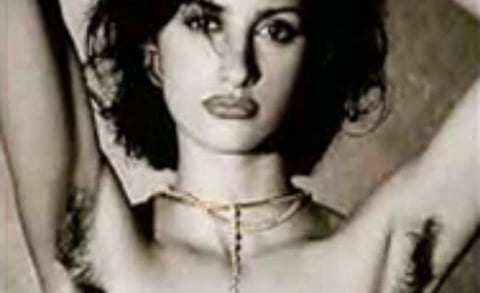 Penélope Cruz no se queda atrás y varias veces se ha destapado y ha mostrado su desagrado por la depilación.