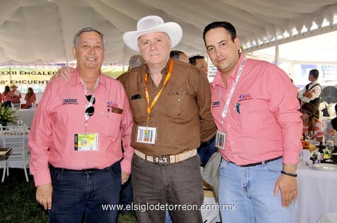 Mario, Carlos y Mario.