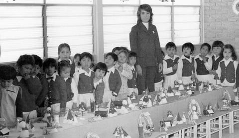 Educadora Graciel Torres de la Peña, originaria de San Pedro, Coahuila. Actualmente, se desempeÃ±a como jefa del sector educativo de San Pedro en el nivel de preescolar. Este 11 de abril, las autoridades educativas y sindicales le reconocerÃ¡n sus 50 aÃ±os de servicio educativo.