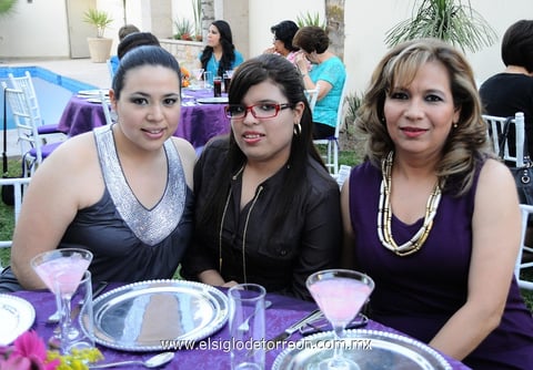 Rosy de Martínez, Lupita Torres y Lupita de Torres.