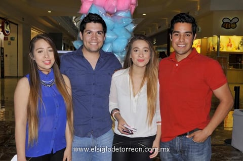 Jackelin, Josué, Michel y Aarón.