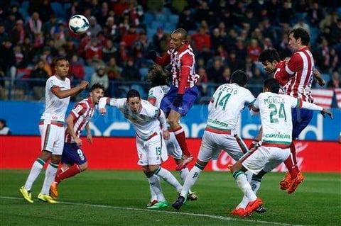 En el segundo tiempo, al minuto 63, fue Diego Costa quien remató de cabeza un tiro de esquina, para anotar el único gol del encuentro.