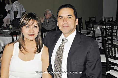31032014 Federico Bernabé y Beatriz Acosta.