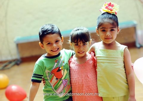 01042014 Luis, Mía y Mildred.