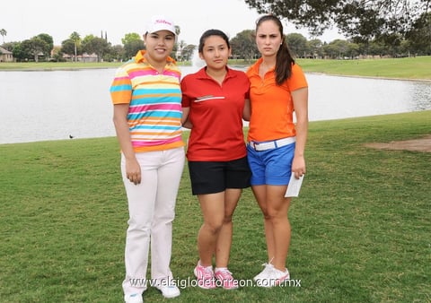 01042014 Andrea, Milagros y Beatriz.