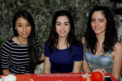03042014 Sonia, Ana Cris y Crista.