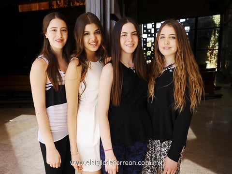04042014 CONFIRMAN SU FE.  Isabella, Andrea, Luisa y Daniela.