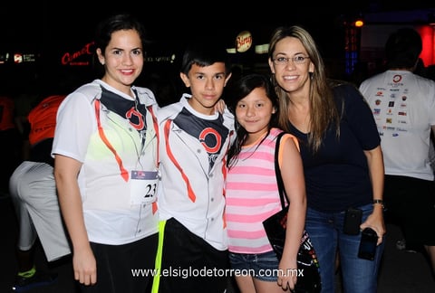 07042014 Mariana, Alfredo, Ivanna y Gaby.