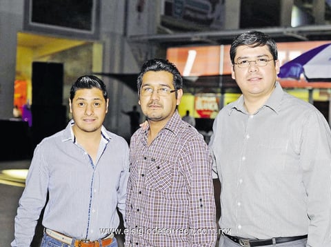 06042014 Manuel, Julio y Elliot.