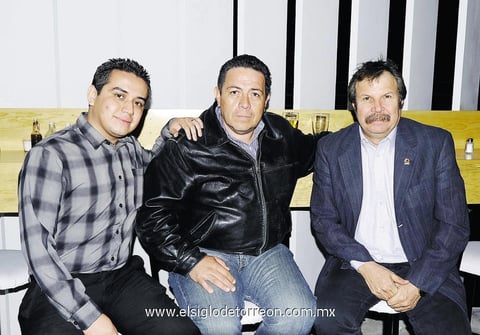 06042014 AMIGOS.  Jorge, Mauricio y Eusebio.