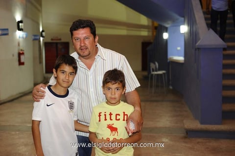 08042014 Hugo y Érika.
