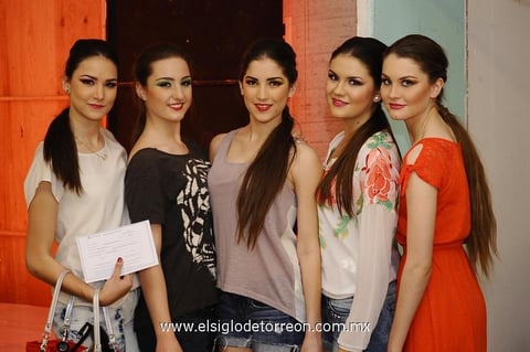 08042014 Bárbara, Lorena, Ana Paula, Sofía y Valeria.