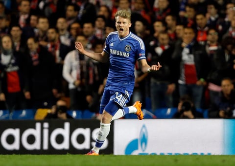 Schürrle marcó su primer gol con el Chelsea en Champions