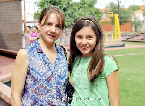 11042014 Aitana y Sonia.