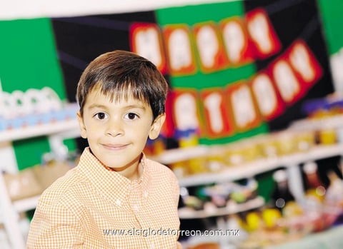 11042014 CUMPLIó AñOS.  Gabriel Mena Ruiz.