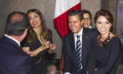 La primera dama afirmó que Hayek “es una mujer de éxito y representa a México con orgullo”, además de expresar sus deseos de volver a conversar pronto con ella.