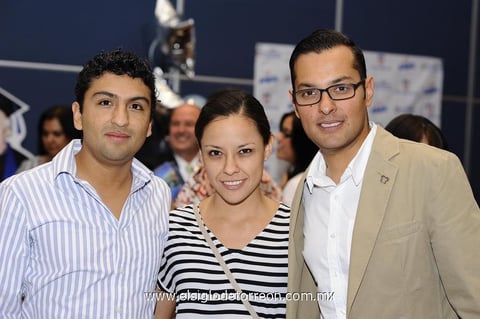 12042014 Berenice y René.