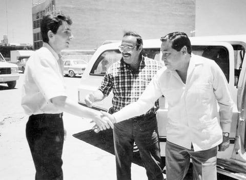 Exgobernador José Ramírez Gamero, Jesús Reyes García y Richard Pujol Garnier, en 1982