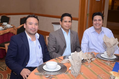 14042014 Adrián, Manuel y Jaime.