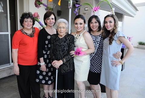 14042014 ADIóS A LA SOLTERíA.  Ale con Pilar, Ana, Betina y Bertha.