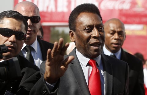 Edson Arantes do Nascimento más conocido como Pelé y considerado por muchos como el mejor jugador en la historia del futbol también estará presente.
