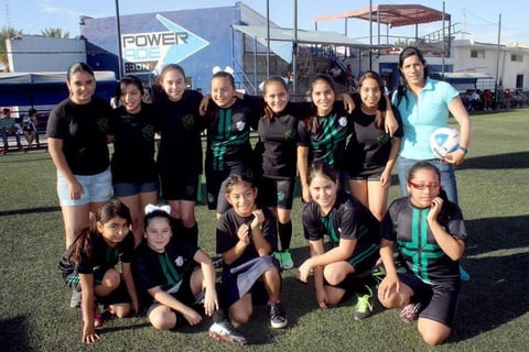 Equipo femenil de futbol de reconocido plantel educativo de la región.