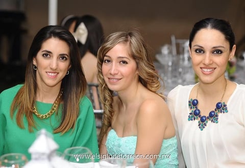 19042014 Ale, Diana y Jocelyn.