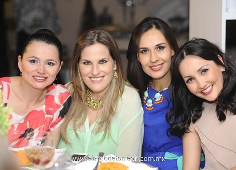 19042014 Mónica, Samantha, Madile y Marcela.