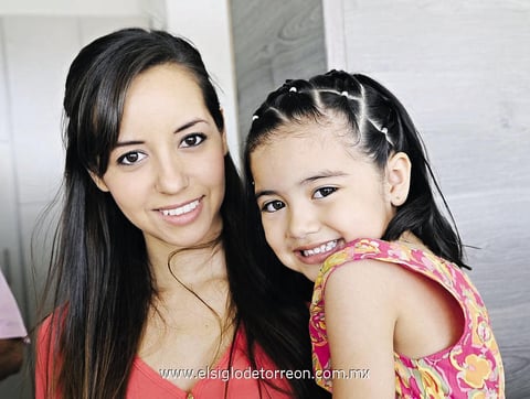 20042014 Ana Fernanda y Paty.