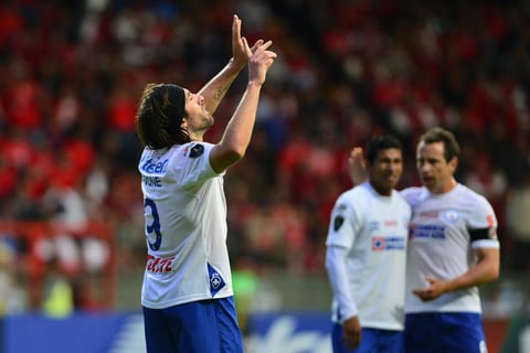 Pavone no falló y marcó el primero de la noche.
