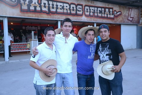 24042014 Jesús, Víctor, Alan y Ricardo.