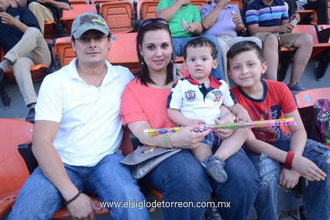 24042014 Eduardo, Diana, Kay y Eduardo.