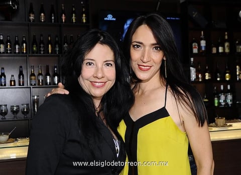 25042014 Ana Elisa y Sara.