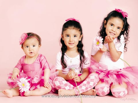 27042014 Posando muy lindas en sesión fotográfica, las niñas: Estefanía, Alexandra y Mariana López Ponce.- Caja Mágica Fotografía