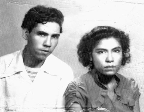 Rogelio Hernández Venegas y Mariana Burciaga Hernández, en 1948.