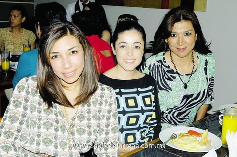 27042014 Ale, Martha y Vero.
