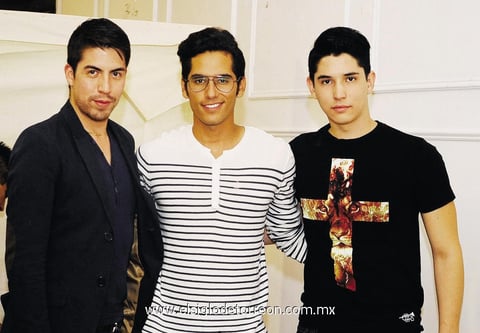 28042014 AMIGOS.  Alejandro, Mauricio y Antonio.