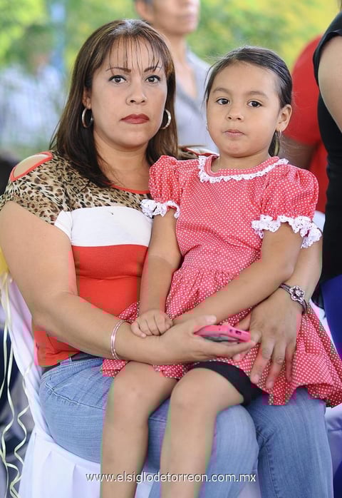 30042014 Blanca y Melany.