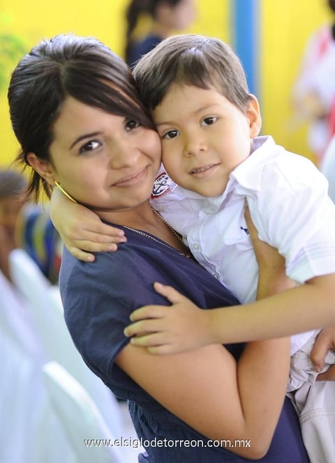 30042014 Mayra y José.