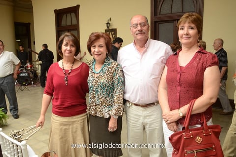 Ángeles, Flor María, Félix y Alma.