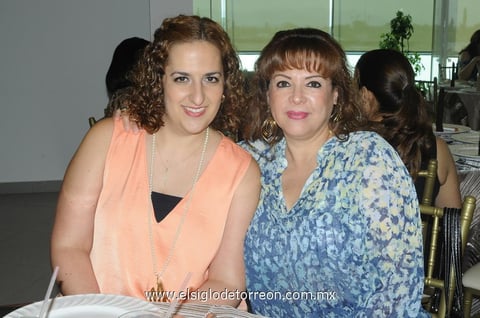Miriam y Tere.