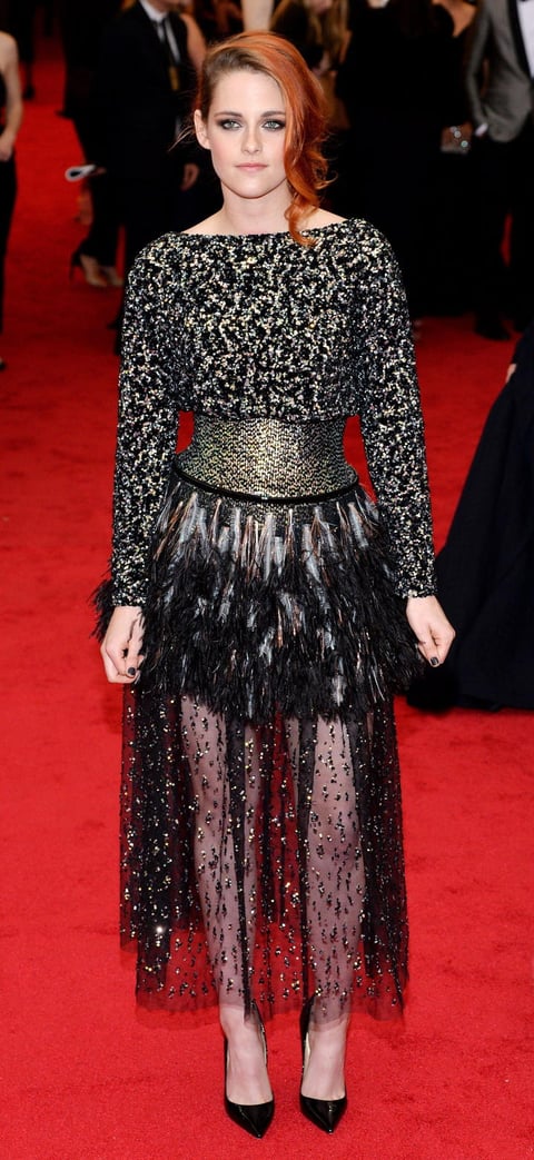 La actriz estadounidense Kristen Stewart eligió un vestido de Chanel para la gala.