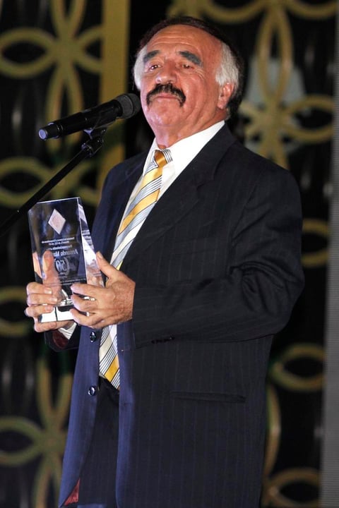 Armando Martínez también fue reconocido en la entrega de los Premios Trayectoria SACM 2014.