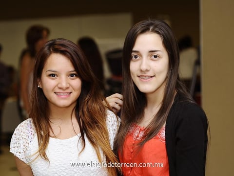 09052014 Sofía, Diego y Paola.