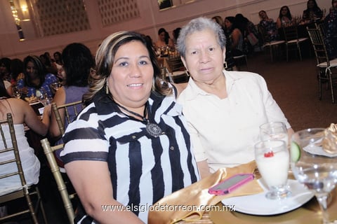 11052014 Marisol y Julieta.