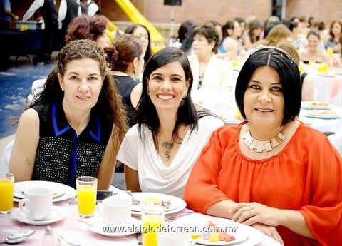 12052014 Laura, Martha y Coco.